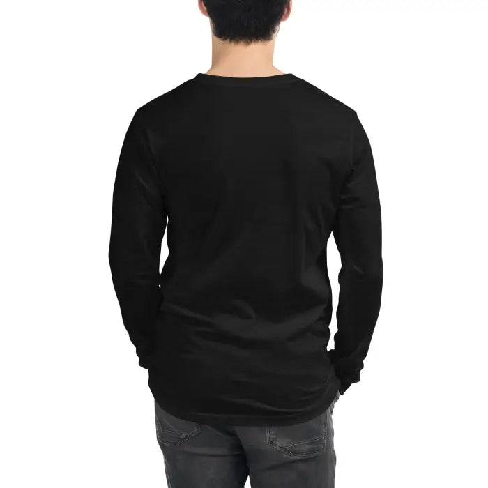 Black long-sleeved shirt.