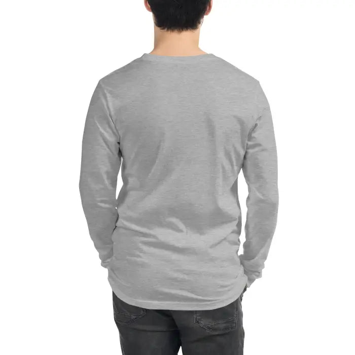 Gray long-sleeved shirt.