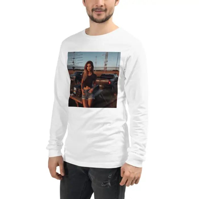 White long-sleeved shirt.