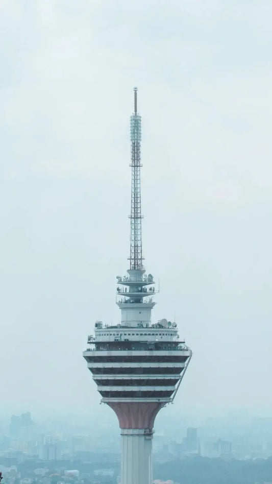 Antenna considerations for CB and Ham Radio