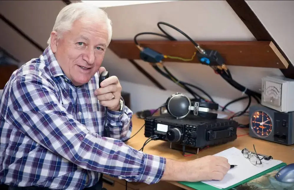 Getting on the Air Making Your First Contact / QSO