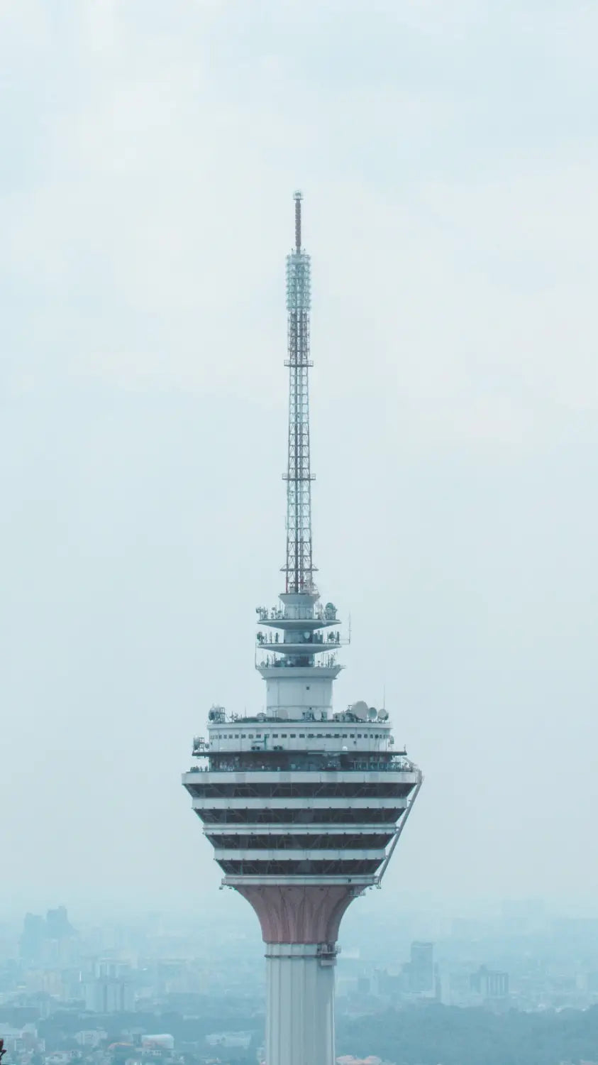 Antenna considerations for CB and Ham Radio