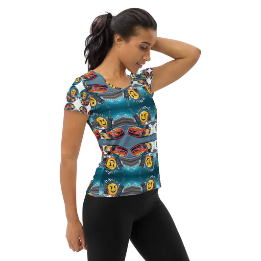 Patterned women’s athletic shirt.