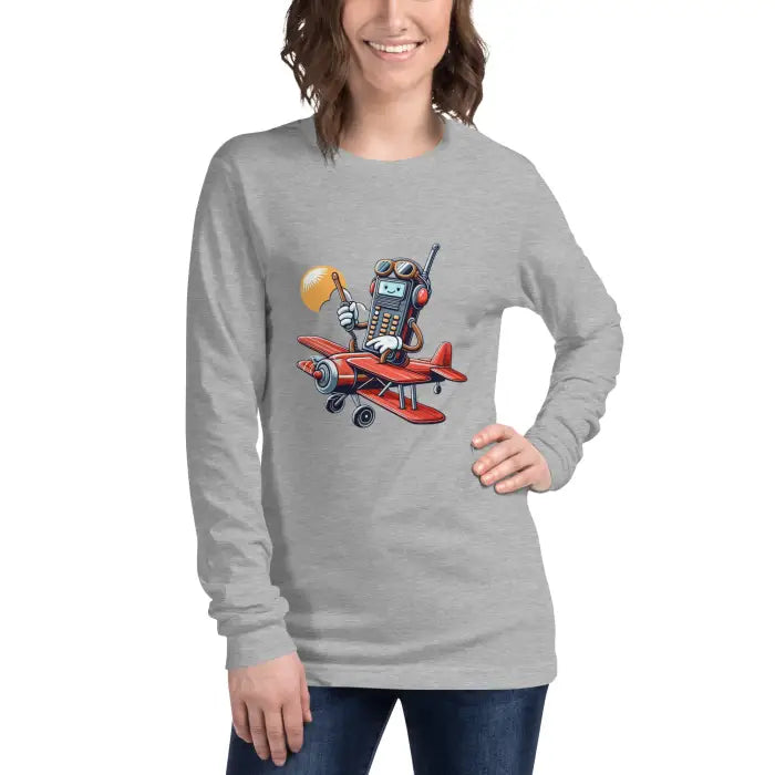 Gray long-sleeved shirt.