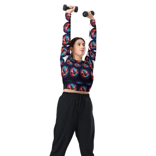 Woman lifting dumbbells.