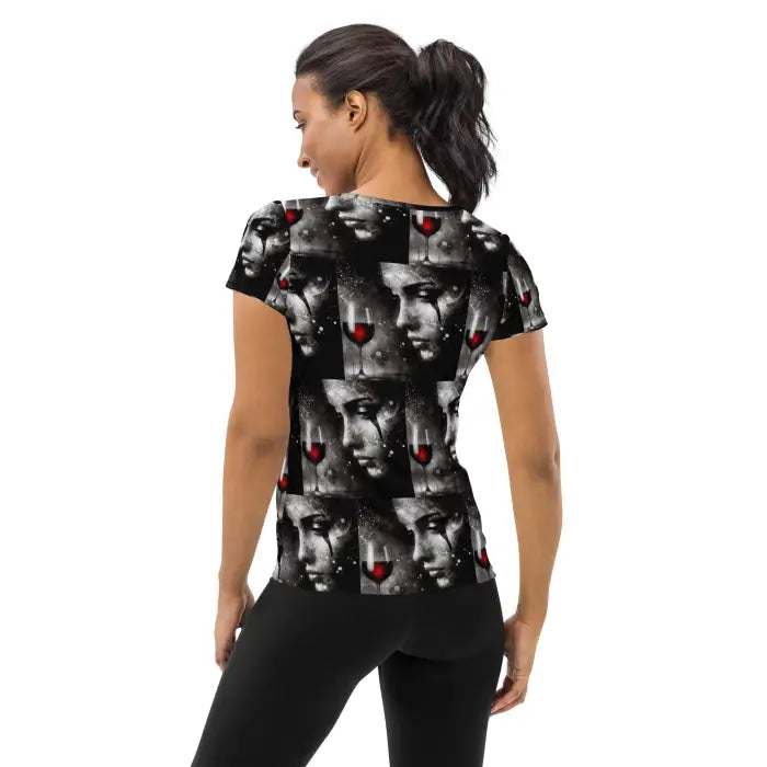 Patterned women’s athletic shirt.